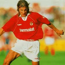 The match is a part of the segunda liga. Sl Benfica 1994 95 Retro Trikot Auswarts Retrofootball