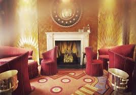 After losing her job at a local factory, a single mother enrolls in a housekeeper training program, soon landing work cleaning the paris apartment of handsome but cocky power broker. Le Sketch Ma Part Du Gateau Idee Chambre Interieurs D Hotel Decoration Maison