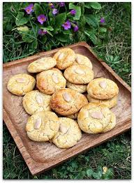 Un Dimanche A La Campagne Biscuits Chinois Aux Amandes Food Traditional Food Desserts