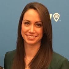 Stephanie Lander (@slander22)