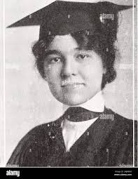 Booksubjectcollegeyearbooks hi-res stock photography and images