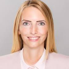 Lisa Schneppe Clubhouse Profile, Followers, Statistics (@lululimone)