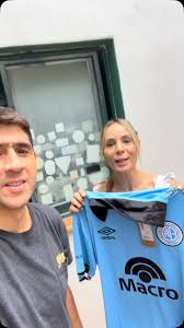 A partir de las 13 por @radiosucesosok c muchos #Sorteos y nota exclusiva  con #MarioAlbertoKempes. Prendete ws al 351-3506360