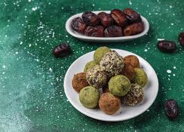 Nikmati beragam menu ramadhan lezat selama sebulan yang tak hanya pas di lidah tetapi juga baik untuk menjaga nutrisi dalam tubuh. Menu Buka Puasa Hari Ini Coba Olahan Kurma Date Balls Ramadan Tempo Co