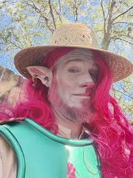 Who forgot to feed the mermaids !?