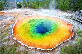 Yellowstone national park is an american national park located in the western united states, largely in the northwest corner of wyoming and extending into montana and idaho. Best Time To Visit Yellowstone National Park Planetware