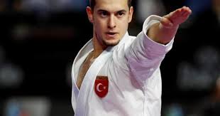 Ali sofuoğlu is a turkish karateka competing in the kata. 0pir3p13oyredm