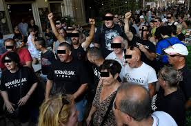 They're also protesting a new law passed. Unschone Bilder Unverstandnis Fur Die Pride Budapest Ungarn Tv Com Reisemagazin Aktuelle Nachrichten