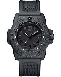 A bus full of strangers find themselves fighting for their lives when one of them reads from an ancient gothic tome, bringing six dead serial killers back to life. Luminox Navy Seal 3501 Bo Karl Urban The Boys Watch Id
