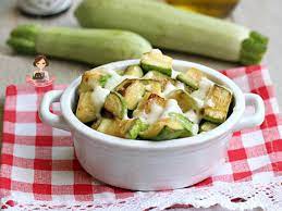 Cuocete a vapore le patate. Zucchine Al Forno Con Mozzarella Contorno Facile Tutto Fa Brodo In Cucina