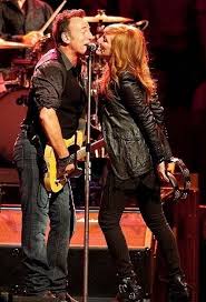 Bruce Springsteen Love And Kissing Compilation Www Wikilove Com Bruce Springsteen Songs Bruce Springsteen Bruce Springsteen The Boss