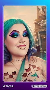 Stacey Laubach's Instagram, Twitter & Facebook