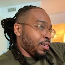 Lindsay Lapierre (@lindsayepaulin)