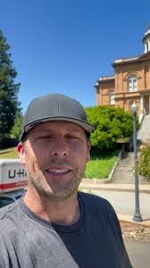 Susan Buzzard's Instagram, Twitter & Facebook