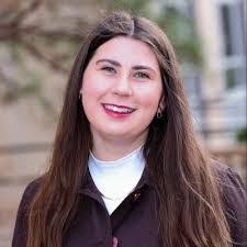 Isabel Levine's Instagram, Twitter & Facebook