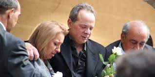 Η μαγείρισσα ανοίγει την καρδιά της. Den Ante3e O Syzygos Ths Ale3ias Ale3iadoy Lygise Sthn Khdeia Ths Eikones Ellada Iefimerida Gr