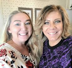 Meri and Jen have such a great bond! I love seeing their friendship 😊