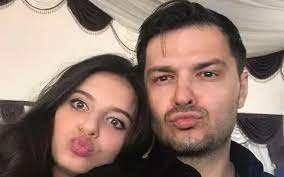 Marti, 08 iunie 2021, ora 17:26 razboi intre ducese. Carmina Fiica Lui Liviu Varciu A Implinit 19 Ani Ce Mesaj I A Transmis Artistul Galerie Foto Stiri Vedete Si Evenimente Viva Ro