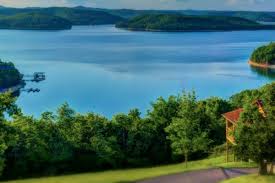 With a beach area and snack bar, indoor and outdoor pools, water. Book Waterfront Cabin 3 Eureka Springs Arkansas All Cabins