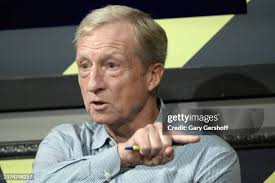 101 Photos & High Res Pictures