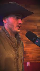 Lawrence Conn (@lawrenceaconn) • Instagram photos and videos