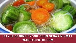 Ilustrasi sayur oyong/copyright by yogi hadijaya (shutterstock) fimela.com, jakarta kebetulan ingin mengolah sayur oyong atau gambas di rumah? Cara Membuat Sayur Bening Oyong Soun Segar Nikmat Youtube