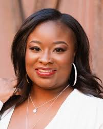 Amelia Joyner's Instagram, Twitter & Facebook