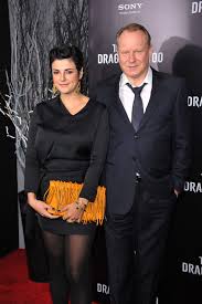 Stellan skarsgård, an acclaimed swedish actor, has eight (eight!) children, four of whom are actors. Skarsgard Family Guide Alexander Stellan Gustaf More