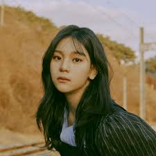 There are hundreds on the market to help people achieve their weight loss goals with whatever diet or exercise plan they're following. Umji Gfriend Age Weight Loss Height Plastic Surgery Wiki Kpop Wiki