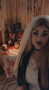 Chucky's Bride Halloween party decorations