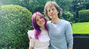 Mick taylor live at glastonbury festival, 29th june 2013.(i can't get no) satisfaction is a song by the english rock band the rolling stones. Mick Jagger Ist Nach Herz Op Wieder Bei Bester Gesundheit Promiflash De