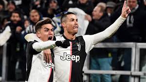The official juventus website with the latest news, full information on teams, matches, the allianz stadium and the club. Doppelpack Cristiano Ronaldo Juventus Turin Setzt Sich In Der Serie A Ab Sportbuzzer De