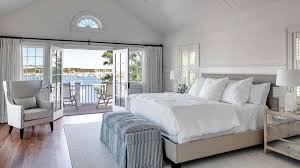 Decorating small size rooms can be tricky. 41 Contemporary Luxury Master Bedroom Designs Photo Gallery Home Awakening