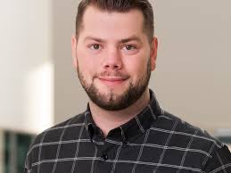 Kim blev slæbt efter sin båd i syv timer: