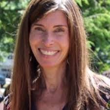 Debbie Mccready's Instagram, Twitter & Facebook