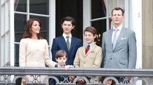 Im dänischen königshaus wachsen gerade drei neue herzensbrecher heran. Prinz Joachim Von Danemark Wegen Blutgerinnsel Notoperiert Promiflash De