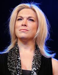 Hannah Waddingham tv personality Itlookslike looks like Tedl TedLassomay  asso maybe may be assomay returning 101 turningforafourthsceno.. a fourth  season... WwiknsWeckty