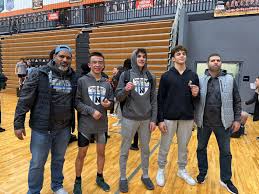 I make custom football figurines as a hobby. Decided to do a wrestler for  fun.