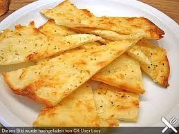 Albertos Dunnes Pizzabrot Von Caralb Chefkoch Rezept Rezepte Pizzabrotchen Rezept Kochrezepte