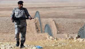 اللعبة متاحة علي موقعنا موقع بيت الالعاب بحجم صغير جدا مضغوطة من ميديا فاير لاتنسي وضع تعليق حتي يتم التحميل باقصي سرعة ممكنة. Ø­Ø±Ø³ Ø§Ù„Ø­Ø¯ÙˆØ¯ Ø§Ù„Ø³Ø¹ÙˆØ¯ÙŠ ÙŠØ­Ø¨Ø· Ù…Ø­Ø§ÙˆÙ„Ø© ØªÙ‡Ø±ÙŠØ¨ Ø´Ø­Ù†Ø© Ù…Ù† Ø§Ù„Ø£Ù‚Ø±Ø§Øµ Ø§Ù„Ù…Ø®Ø¯Ø±Ø©