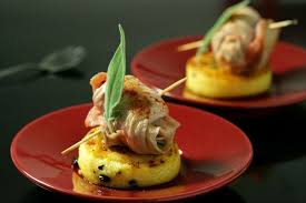 Recette De Saltimbocca De Veau A La Sauge Polenta Grillee Aux Olives Noires Atelier Des Chefs Saltimbocca De Veau Recette Recettes De Cuisine