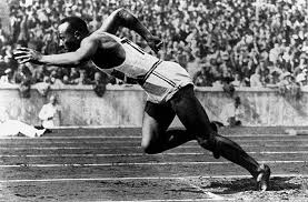 Depuis 1994, les jeux olympiques alternent entre une édition d'été et d'hiver tous les deux ans au cours de la période de quatre ans que dure chaque. Le 3 Aout 1936 Jesse Owens Remportait Son 1er Titre A Berlin Marathons Fr