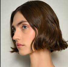 The wavy bob is timeless and low maintenance: 11 hairstyles to suit every  face shape and hair texture