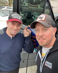 Hello, I am rebuilding D5WS in a 2008 sprinter. Is it easy to disconnect  from the vehicle controls and operate manually? Thanks