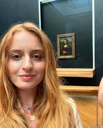 Can't stop thinking about my last trip to Paris. Returning to France coming  up this October and I'm absolutely ecstatic! I've even rented a chateau  🤭🏰 more updates to come. For now