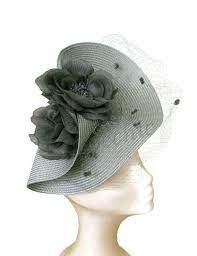 Grey Veil Fascinator With Flowers Gray Ascot Hat Grey Etsy In 2021 Ascot Hats Fascinator Derby Hats
