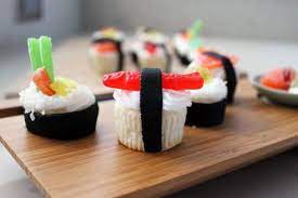 Grab Your Chopsticks It S Sushi Cupcake Time Sushi Cupcakes How Sweet Eats Sushi