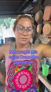 Efrain Juarez Ceja Levantada