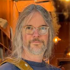 Edward Moyer's Instagram, Twitter & Facebook