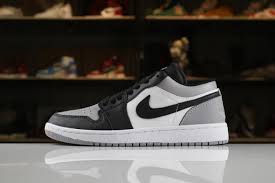 New Air Jordan 1 Low White Atmosphere Black 553558 110 In 2020 Air Jordans Jordan Shoes Retro Nike Air